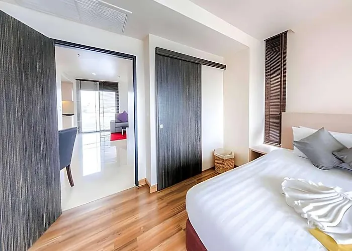 Park Village Serviced 4* Bangkok