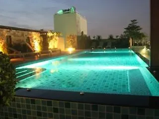 Park Village Serviced 4*
